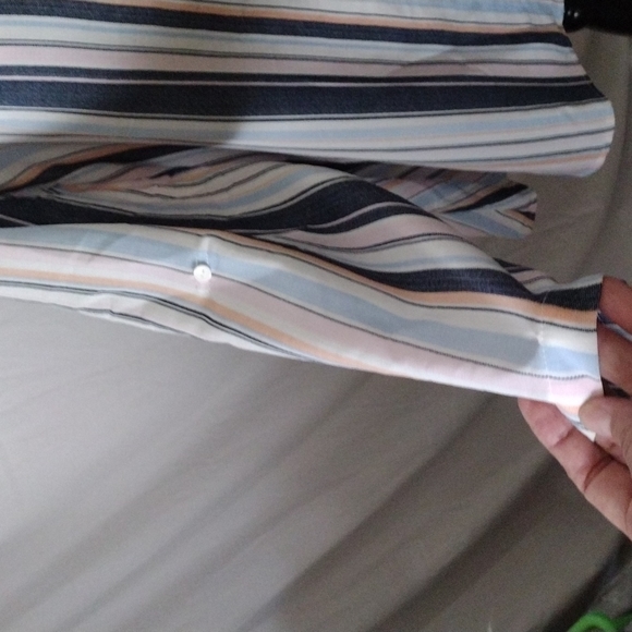 SOLEILLEE WOMEN LONG SLEEVE TOP - Picture 4 of 10